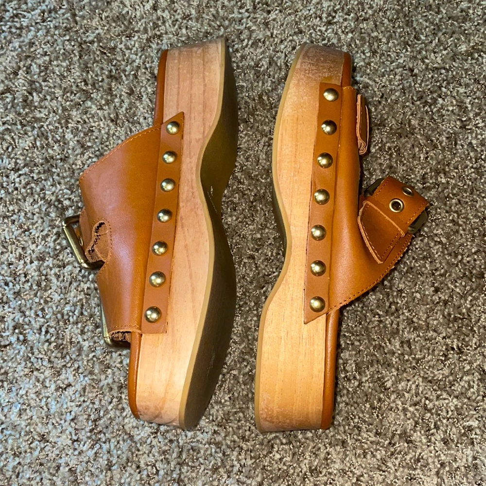 Zara Brown Leather Buckled Clog Sandals
